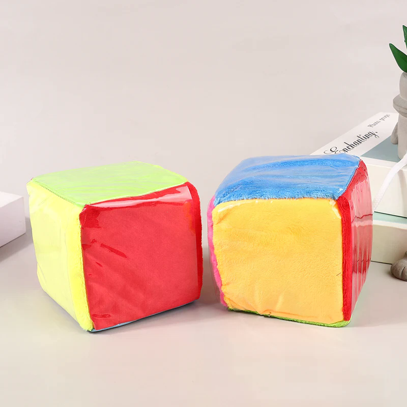 10cm角の挿入可能なカード付きぬいぐるみダイス、プラスチッ - Kids Education Film のレビューと価格